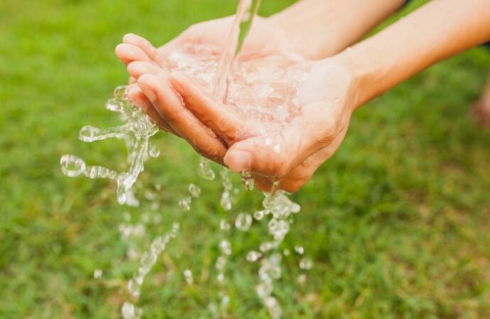 Zachowaj wodę – Domowe triki na optymalne wykorzystanie zasobów i minimalizację strat