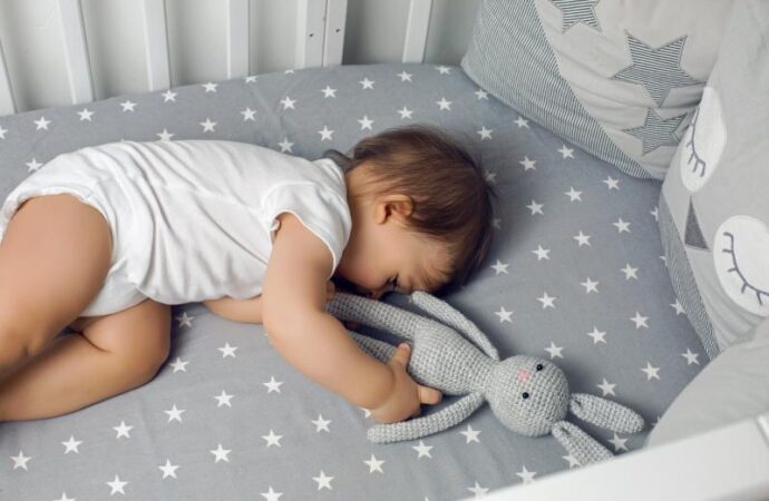 Jak odpowiednio ubrać dziecko przed pójściem spać